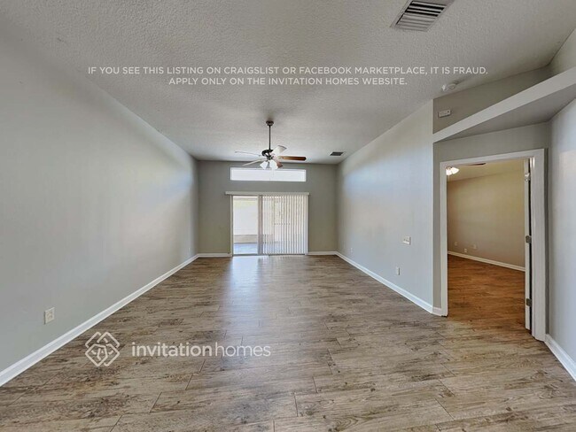 Foto del edificio - 10418 Soaring Eagle Dr