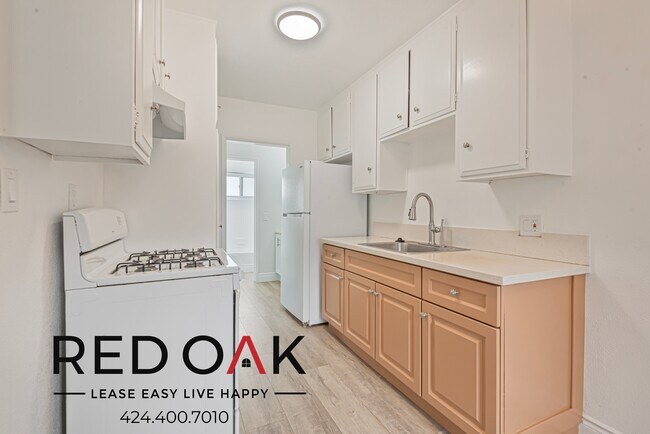 Foto del edificio - 8344 Alameda St