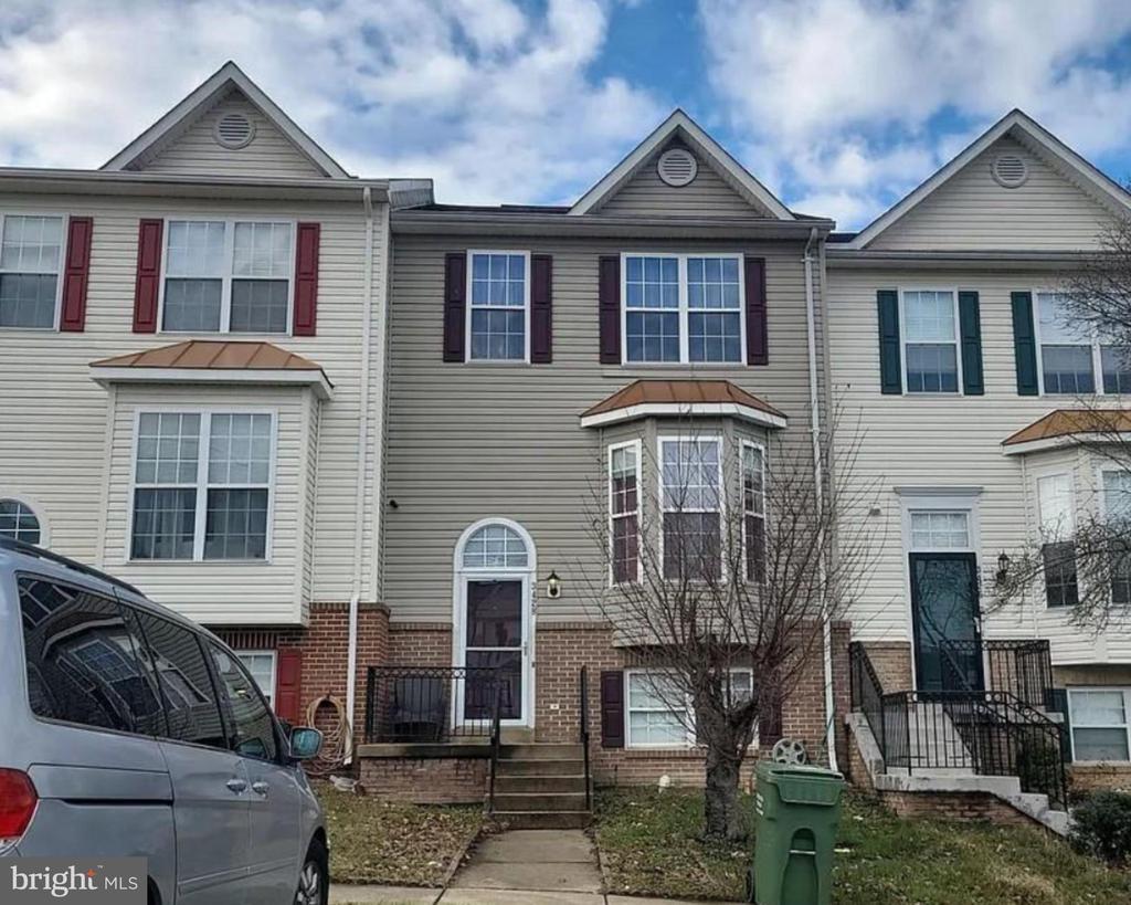 Foto principal - 3428 Brahms Dr