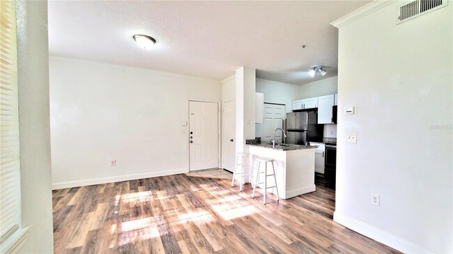 Building Photo - 2572 Robert Trent Jones Dr