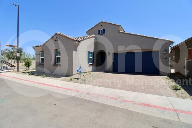 Foto del edificio - 3871 E Rainbow Dr
