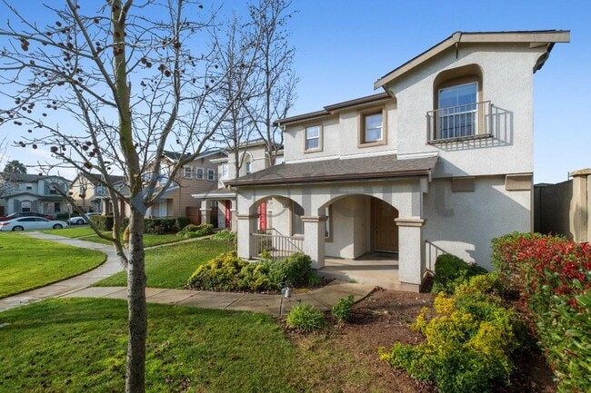 Building Photo - 3099 Puffin Cir