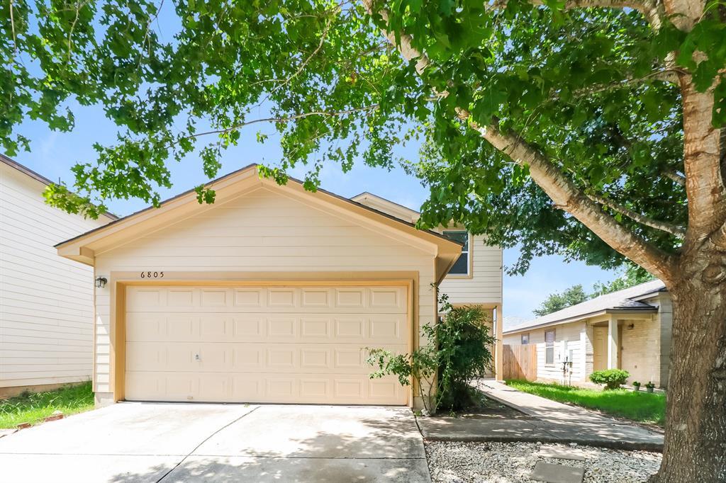Foto principal - 6805 Doyal Dr