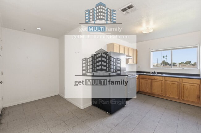Photo - 1224 E Apache St Apartment