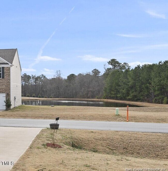 Building Photo - 214 Young Farm Dr