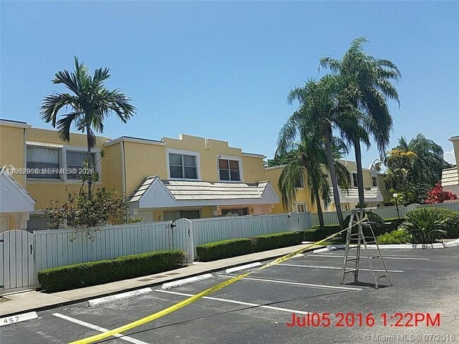 Foto del edificio - 6840 SW 45th Ln