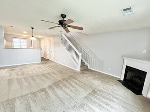 Building Photo - 15113 Deshler Ct