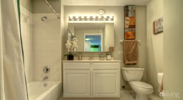 Foto del edificio - 551 N State St