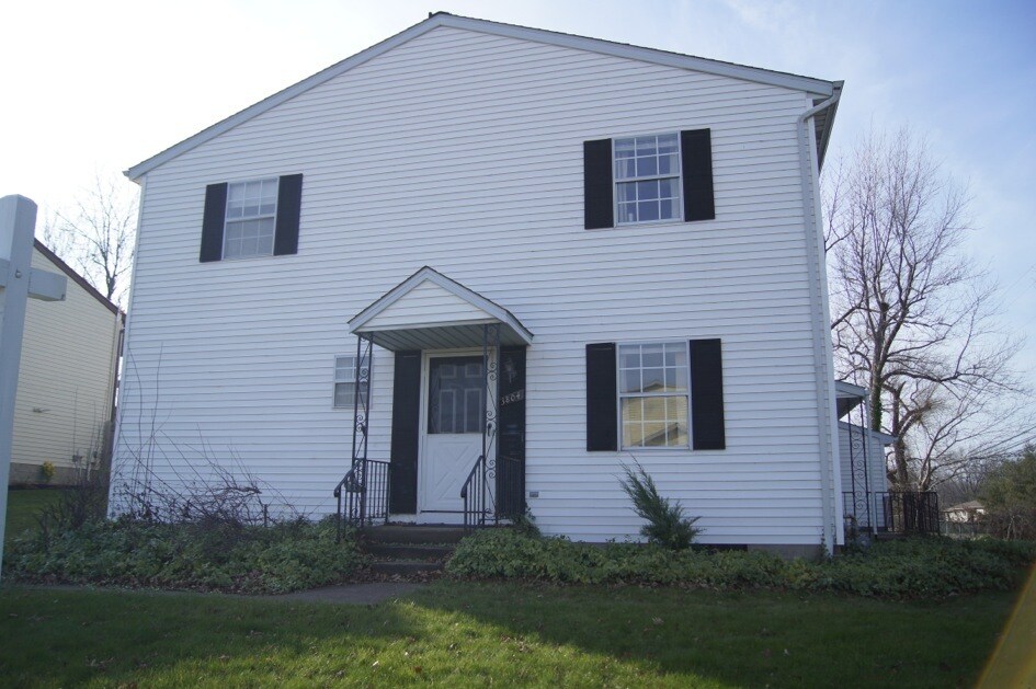 3804 Calico Dr, Erie, PA 16506 Townhome Rentals in Erie PA