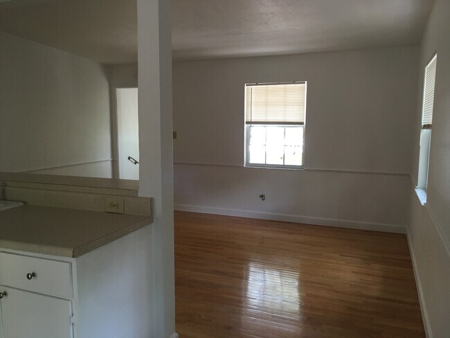 Foto del edificio - 2546 Prospect St