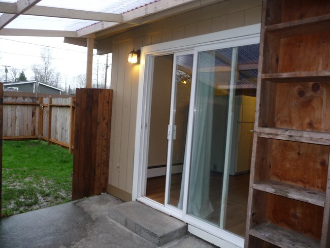 Foto del edificio - 4345 Preston-Fall City Rd SE