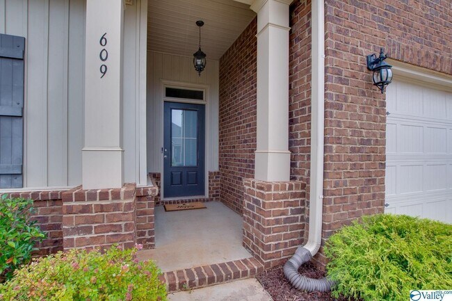 Foto del edificio - 609 Willow Crest Ln SW