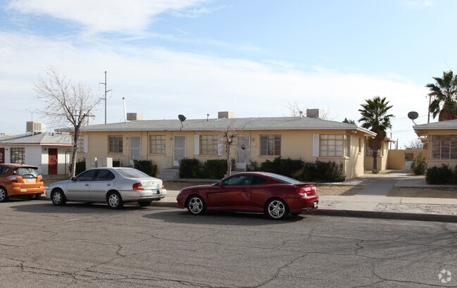 Foto del edificio - Porter Villa Apts