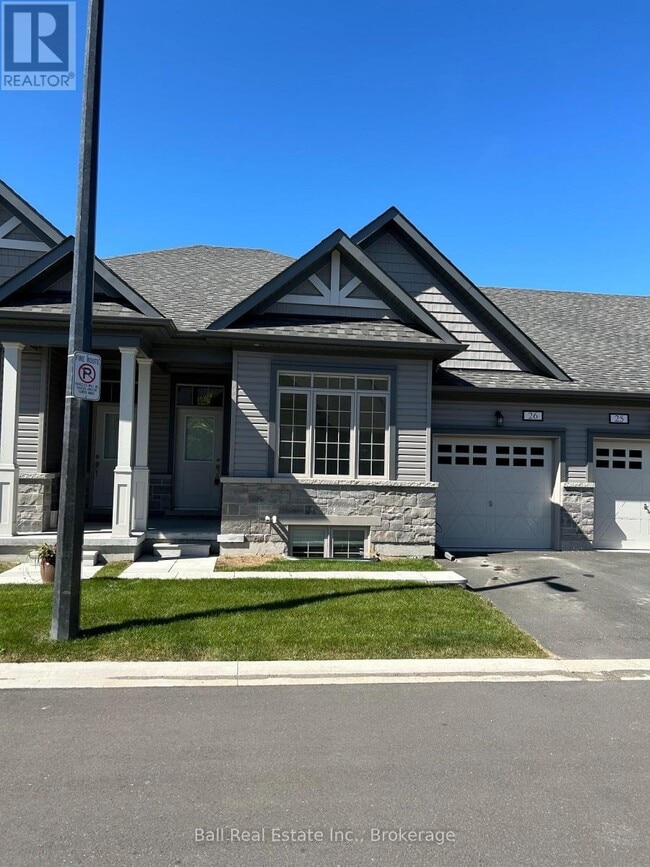 Building Photo - 17 Lakewood Crescent