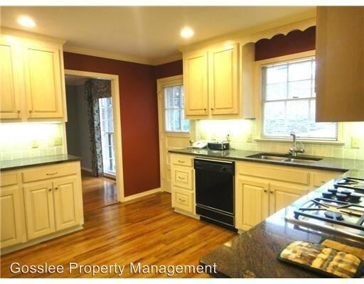 Foto del edificio - 3 br, 2 bath House - 610 Slattery Blvd