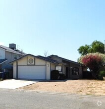 Building Photo - 21253 Windsong St