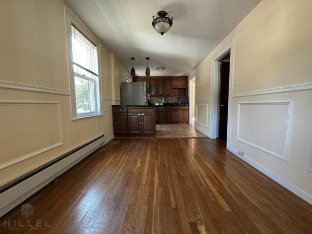 Foto del edificio - 1 bedroom in FOREST HILLS NY 11375