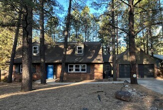 Building Photo - 535 N Bertrand St