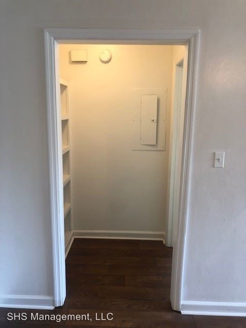 Building Photo - 2 br, 2 bath Room For Rent - 250 S. Ocala Rd.
