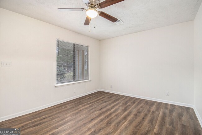 Foto del edificio - 4066 Marble Arch Ct