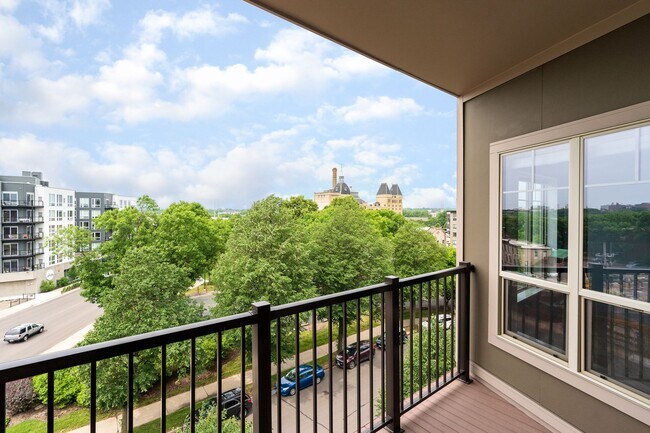 Foto del edificio - 1101 on Main Apartment Homes