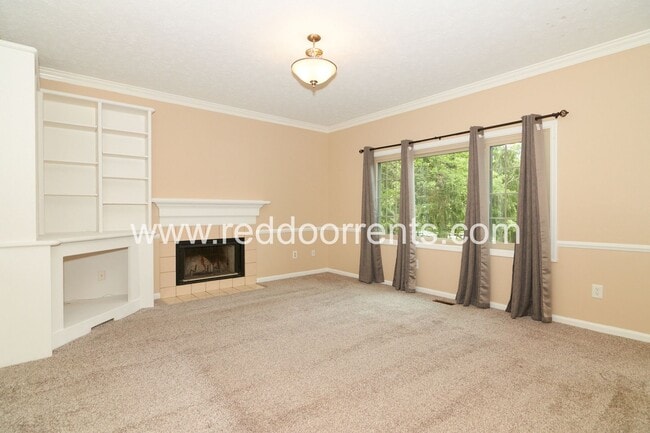 Building Photo - 12854 S Fleetwood Dr