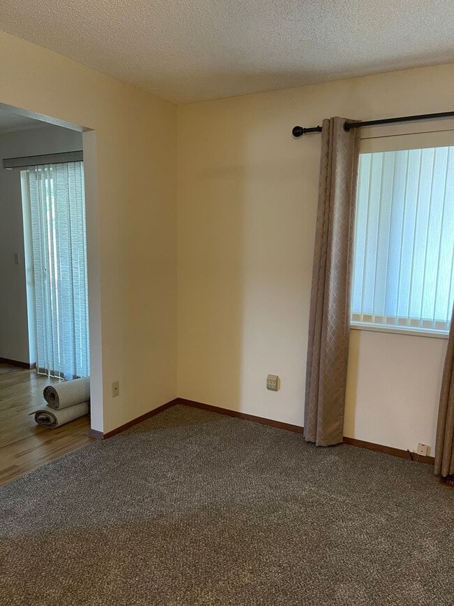 Foto del edificio - 3 Bedroom Home