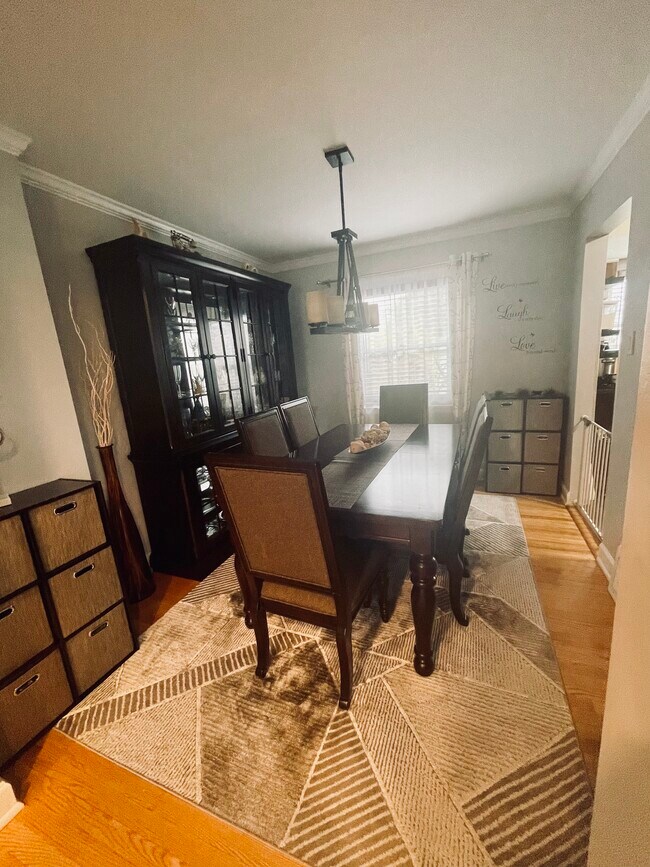 Dining room - 3956 N Mobile Ave