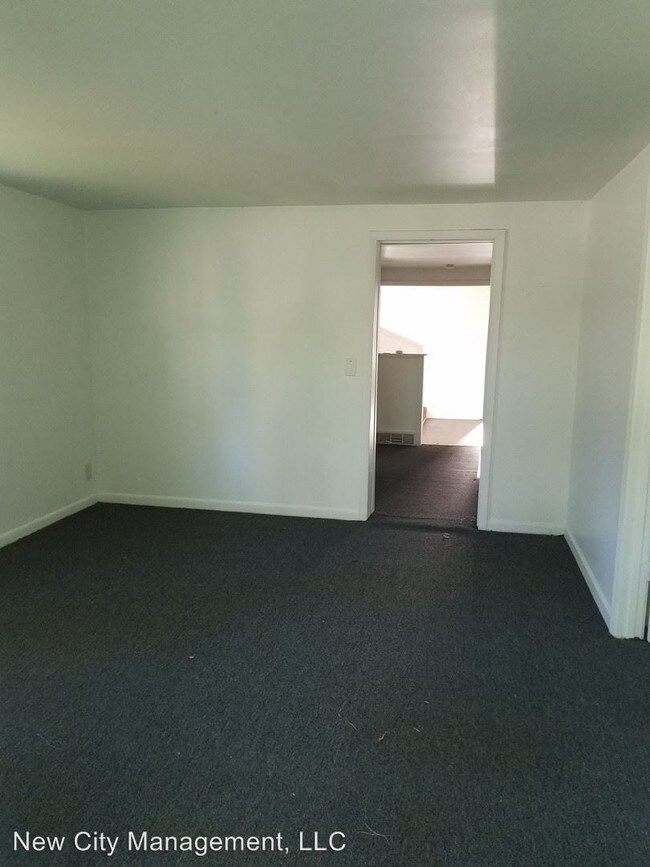 Building Photo - 2 br, 1 bath House - 1901 S Hawthorne Ave