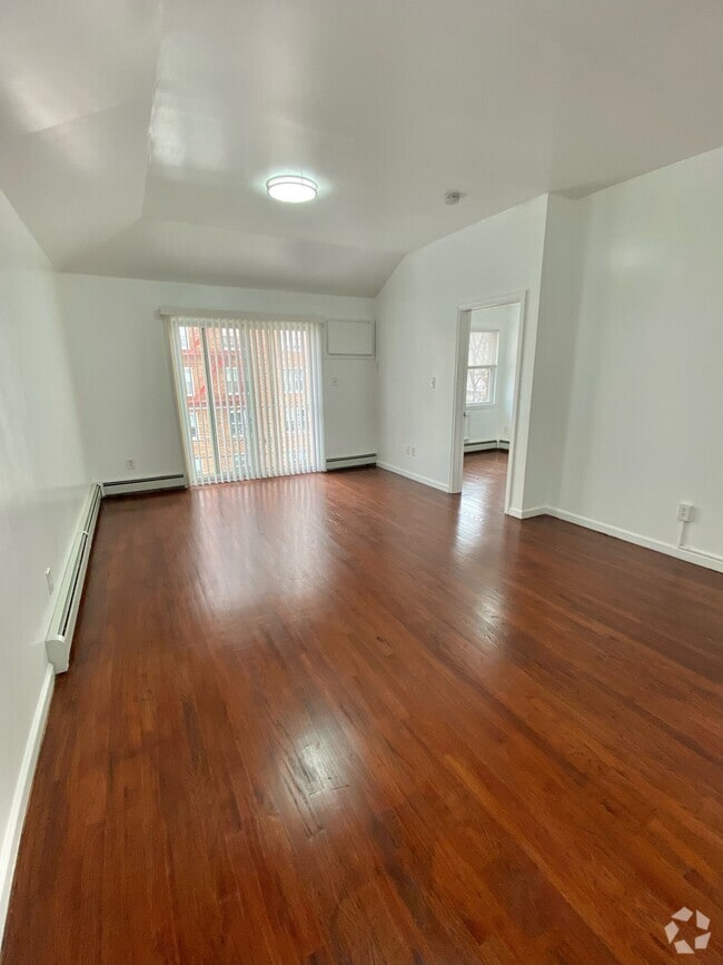 Apartments for Rent Near St. John's University Queens Campus Queens