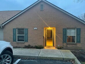 Building Photo - 1229 Rivercrest Dr S