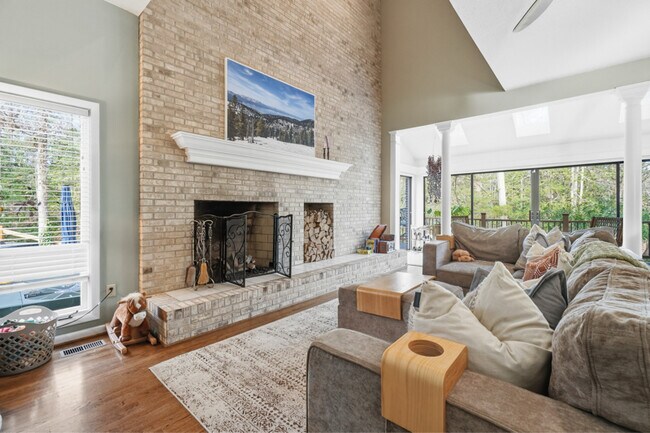 Foto del edificio - 63 Queens Ct