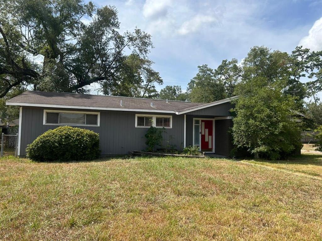 2041 Coronado Pl, Orange, TX 77630 House Rental in Orange, TX