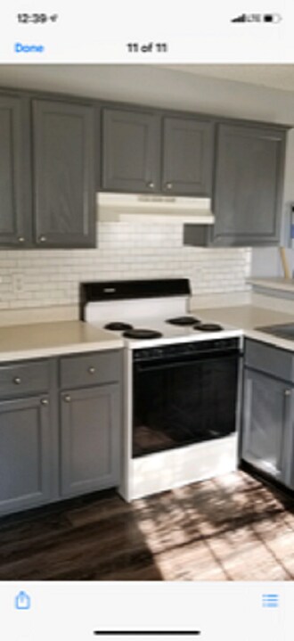 Foto del edificio - 221 N Irwin St