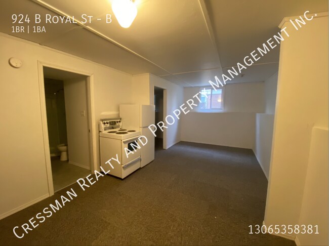 Building Photo - 1 Bedroom Basement Suite