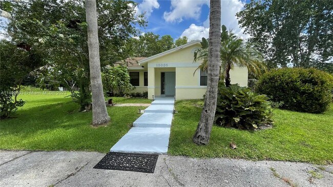 Building Photo - 3 br, 2 bath House - 13835 49th St N