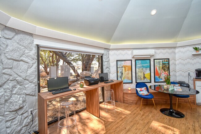 Centro de negocios - Cru