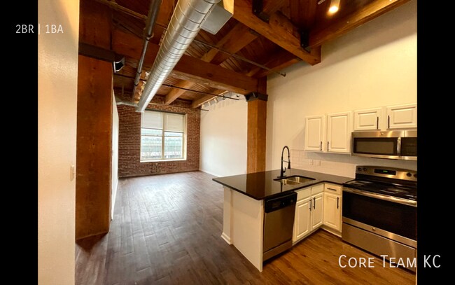 Foto del edificio - 204 W 5th St