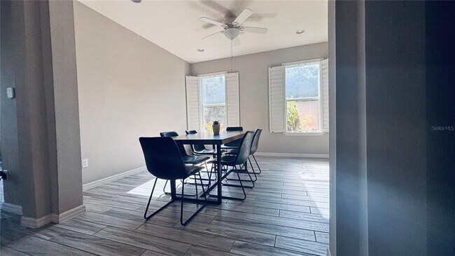 Foto del edificio - 5761 Groundsel Cir