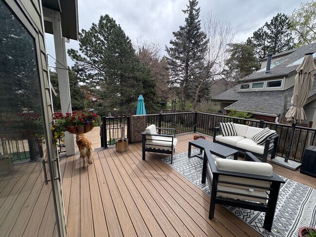 Foto del edificio - 4 Bed 2.5 Bath Home in North Boulder With ...
