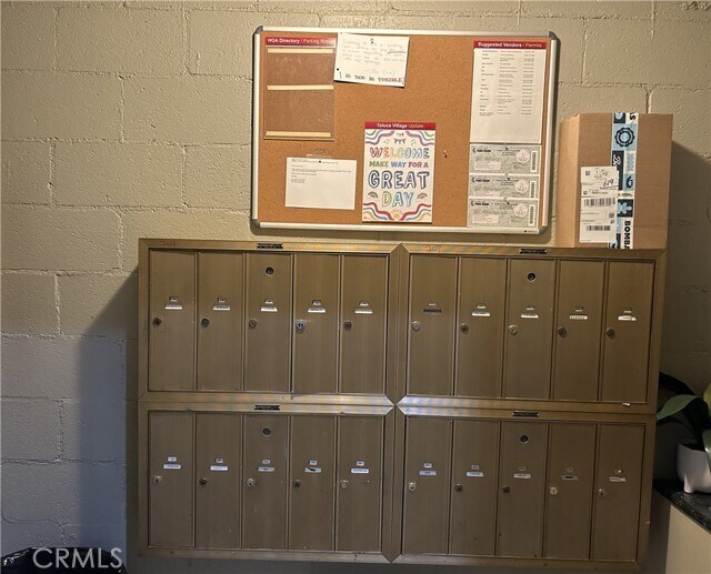 Foto del edificio - 222 N Rose St