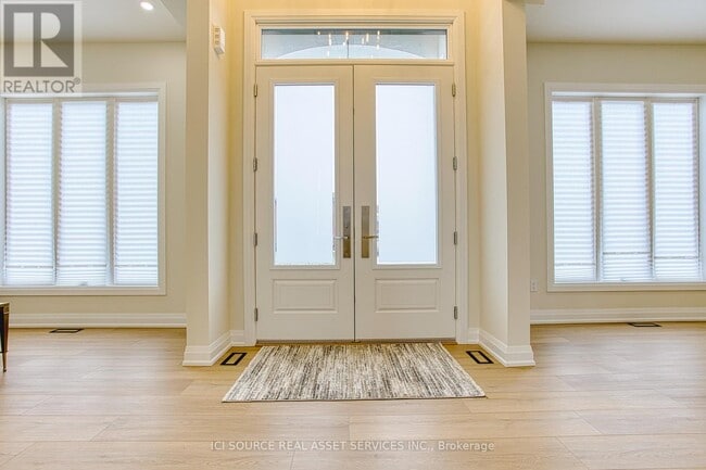 Photo du bâtiment - 67 Creanona Blvd