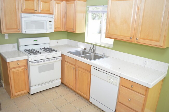 Foto del edificio - 1839 Magnolia Ave