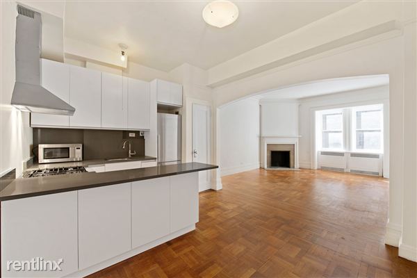 Building Photo - 286 5th Ave