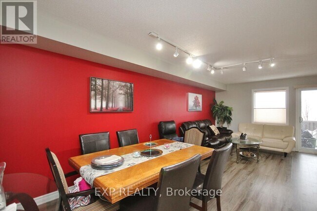 Building Photo - 548 Chapman Mills Dr