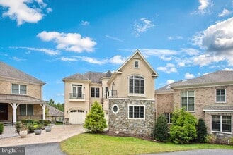 Building Photo - 8319 Quarry Manor Terrace