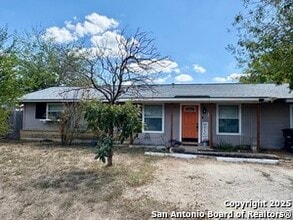 Building Photo - 122 Oak Valley Dr