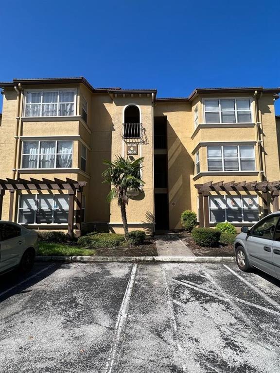 5168 Conroy Rd Unit 35, Orlando, FL 32811 Room for Rent in Orlando