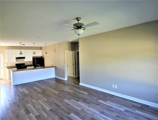Building Photo - 110 Blue Heron Way