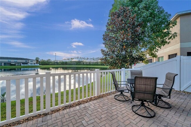 Building Photo - 12025 Greengate Dr